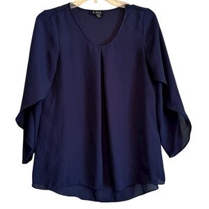 A. BYER Navy Blouse  3/4 Length Tulip Sleeves